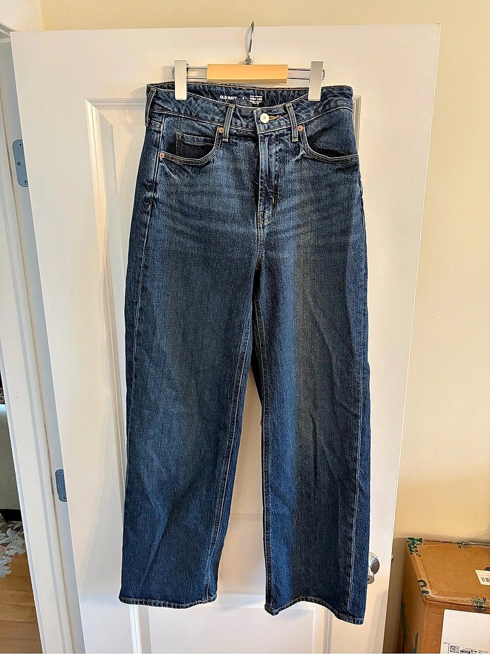 Old Navy Extra High-Waisted Wide-Leg Secret-Smooth Pocket Jeans Blue Size 6